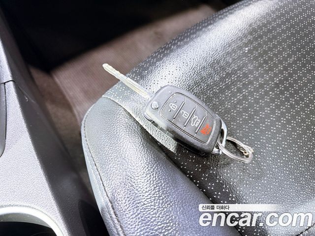 Hyundai Avante 1.6 GDi Smart Standard 2015 — фото 20