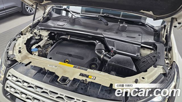 Land Rover Discovery Sport 2.2 SD4 HSE Luxury 2015 — фото 6