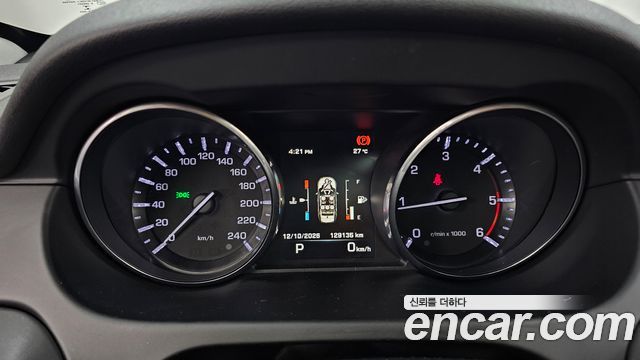 Land Rover Discovery Sport 2.2 SD4 HSE Luxury 2015 — фото 8