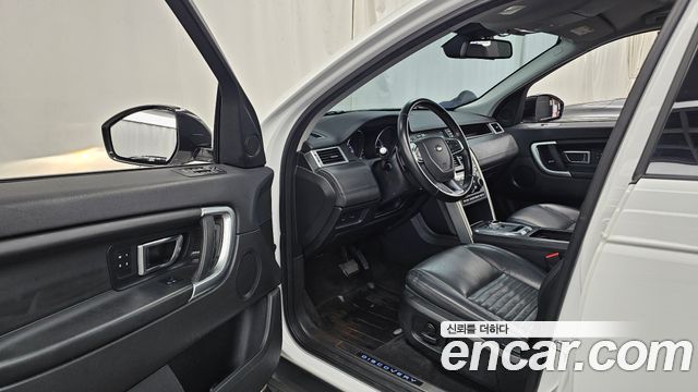 Land Rover Discovery Sport 2.2 SD4 HSE Luxury 2015 — фото 10