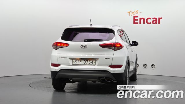 Hyundai Tucson Diesel 2.0 2WD Modern 2016 — фото 4