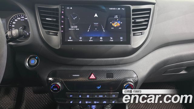 Hyundai Tucson Diesel 2.0 2WD Modern 2016 — фото 12