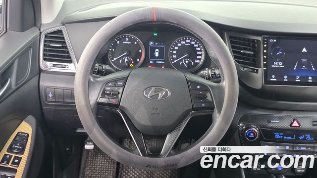 Hyundai Tucson Diesel 2.0 2WD Modern 2016 — фото 13