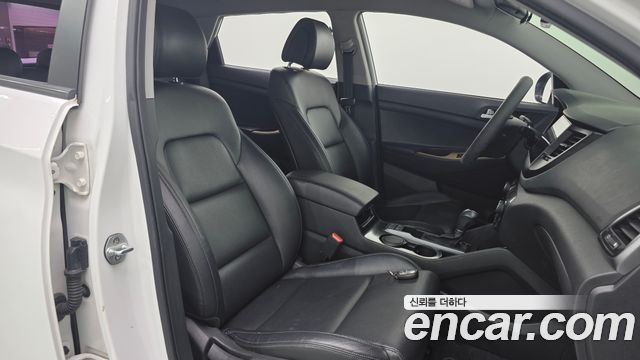 Hyundai Tucson Diesel 2.0 2WD Modern 2016 — фото 17
