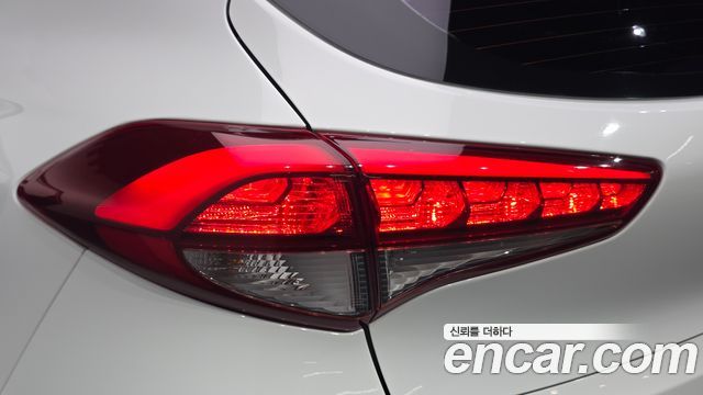 Hyundai Tucson Diesel 2.0 2WD Modern 2016 — фото 23
