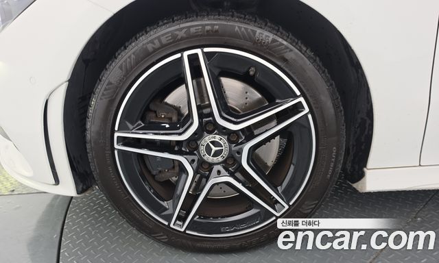 Mercedes-Benz CLA-Class (C118) CLA250 4MATIC 2020 — фото 5
