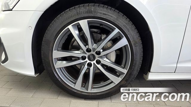 Audi A6 (C8) 40 TDI Quattro Premium 2023 — фото 5