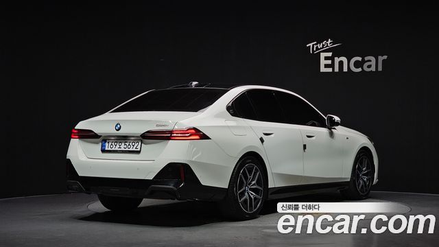 BMW 5 Series (G60) 520i M Sport 2025 — фото 2