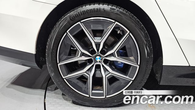 BMW 5 Series (G60) 520i M Sport 2025 — фото 5