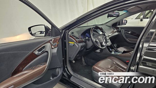 Hyundai Grandeur (HG) HG300 Premium 2015 — фото 10