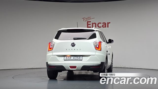 KG Mobility (SsangYong) Tivoli Armor LX 2WD 2018 — фото 4