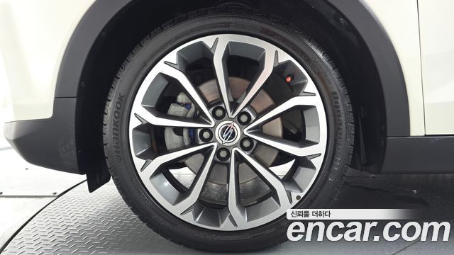 KG Mobility (SsangYong) Tivoli Armor LX 2WD 2018 — фото 5