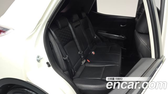 KG Mobility (SsangYong) Tivoli Armor LX 2WD 2018 — фото 12