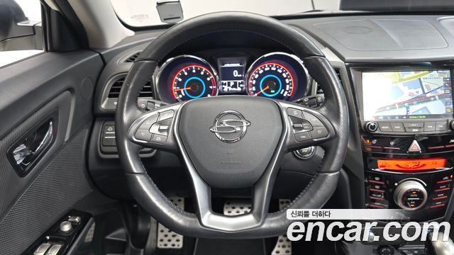 KG Mobility (SsangYong) Tivoli Armor LX 2WD 2018 — фото 15