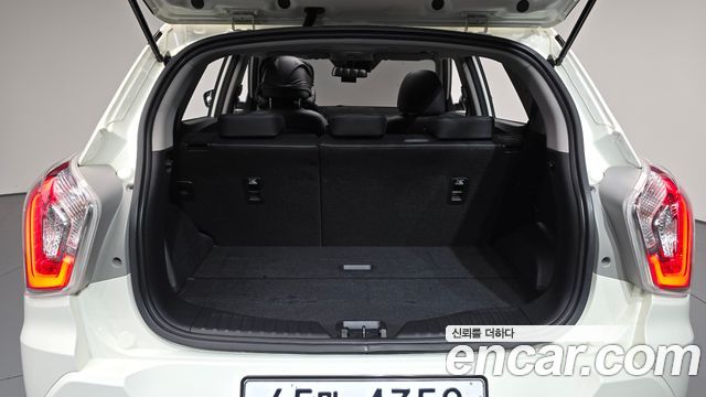 KG Mobility (SsangYong) Tivoli Armor LX 2WD 2018 — фото 19