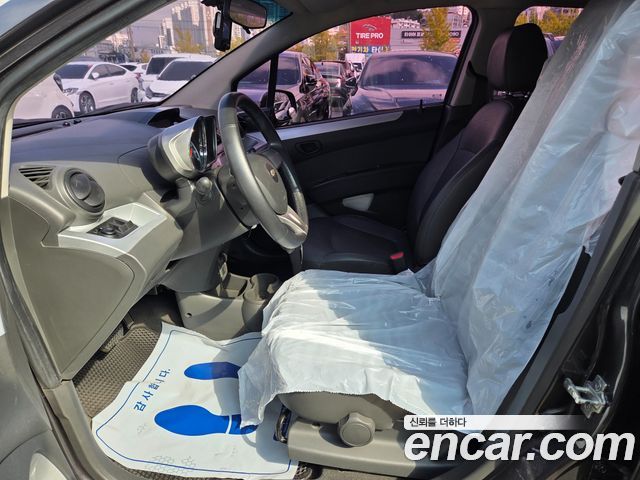 Chevrolet Spark Spark S LT 2015 — фото 8
