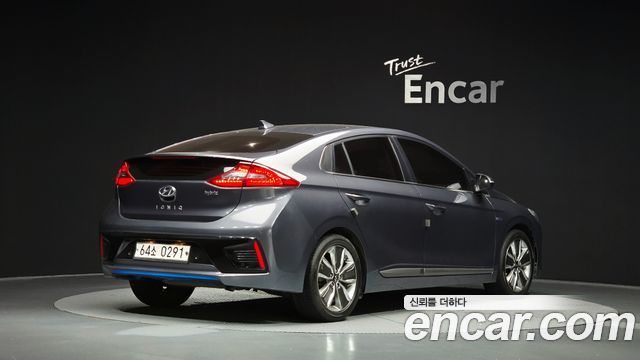 Hyundai Ioniq Hybrid Q 2016 — фото 2