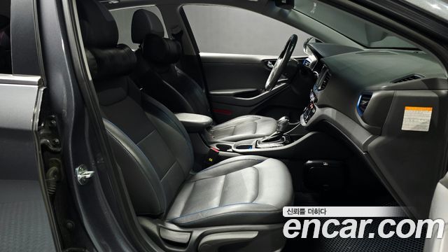 Hyundai Ioniq Hybrid Q 2016 — фото 12