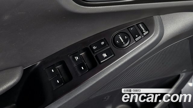 Hyundai Ioniq Hybrid Q 2016 — фото 15