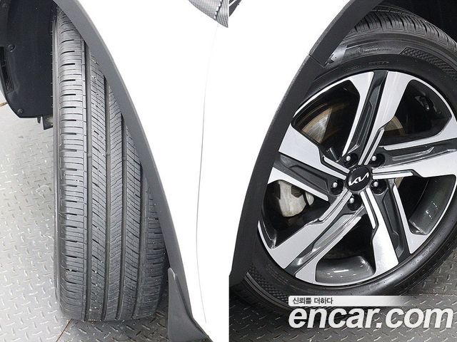 Kia Sorento (IV) HEV 1.6 2WD Noblesse 2023 — фото 24