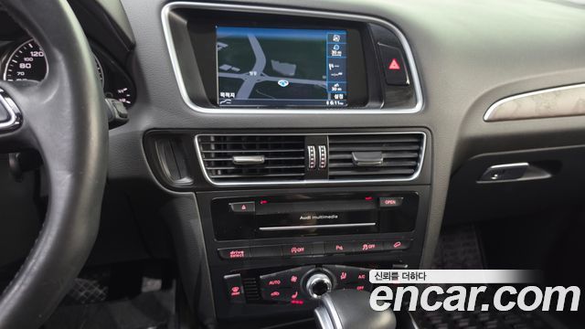 Audi Q5 35 TDI Quattro Dynamic 8R 2016 — фото 14