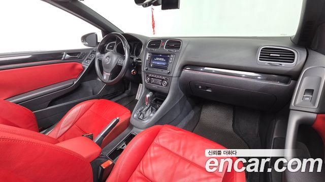 Volkswagen Golf (VI) 2.0 TDI Cabriolet 2012 — фото 7