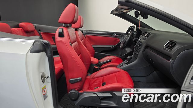 Volkswagen Golf (VI) 2.0 TDI Cabriolet 2012 — фото 32