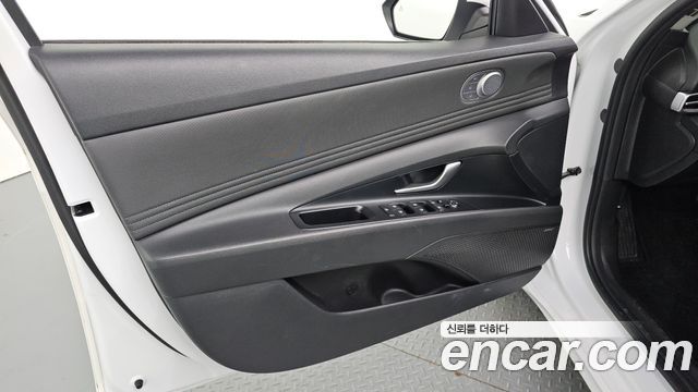 Hyundai Avante (CN7) 1.6 Inspiration 2021 — фото 24