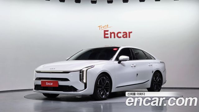 Kia K8 2.5 Gasoline 2WD Signature