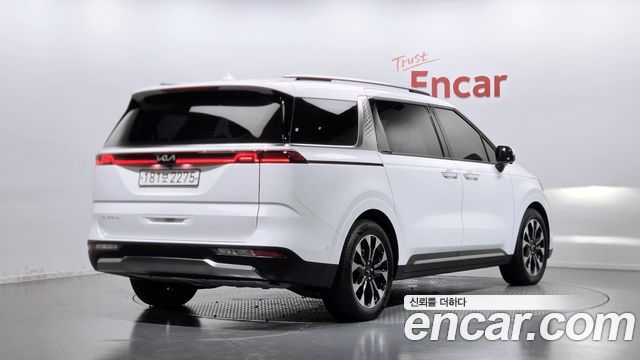 Kia Carnival (IV) Gasoline 7-Seater Signature 2023 — фото 2
