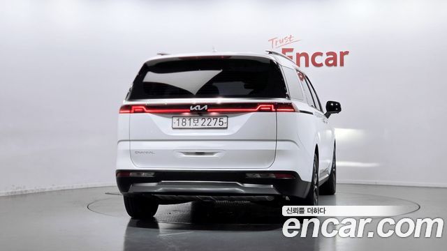 Kia Carnival (IV) Gasoline 7-Seater Signature 2023 — фото 4