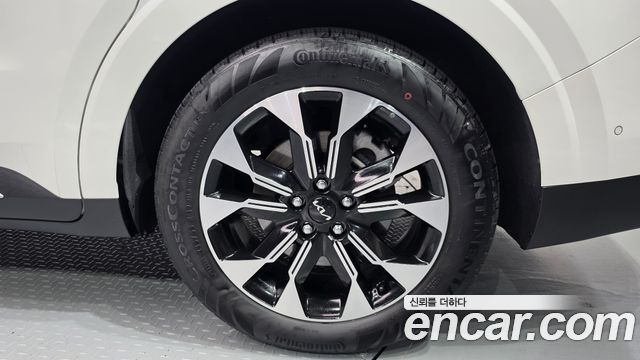 Kia Carnival (IV) Gasoline 7-Seater Signature 2023 — фото 5