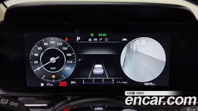 Kia Carnival (IV) Gasoline 7-Seater Signature 2023 — фото 8