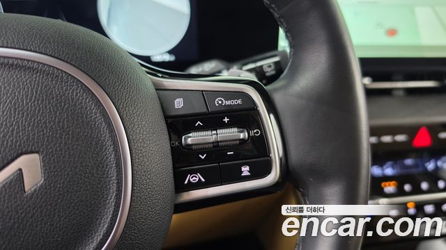 Kia Carnival (IV) Gasoline 7-Seater Signature 2023 — фото 15