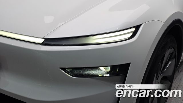 Tesla Model Y Long Range AWD 2025 — фото 22