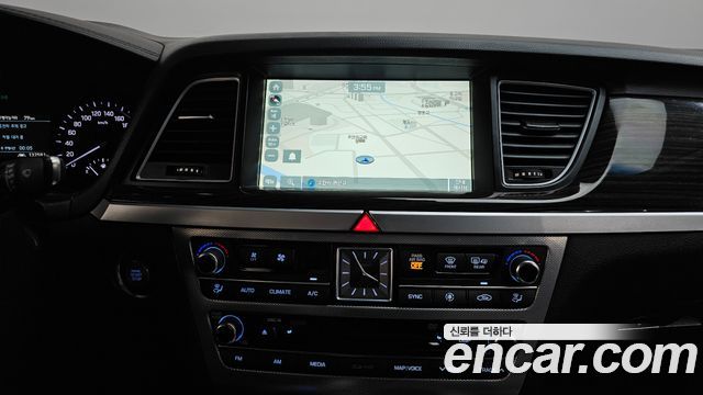 Genesis G80 3.3 GDI Premium Luxury 2018 — фото 12
