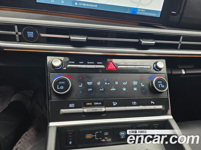 Hyundai Santa Fe (MX5) HEV 1.6 4WD Calligraphy 2024 — фото 22