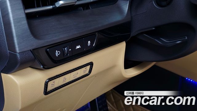 Kia Carnival (IV) Gasoline 9-Seater Signature 2021 — фото 29