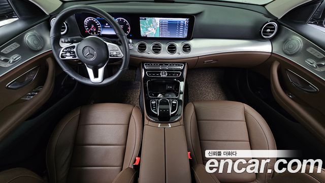 Mercedes-Benz E-Class (W213) E300 AMG Line 2019 — фото 7
