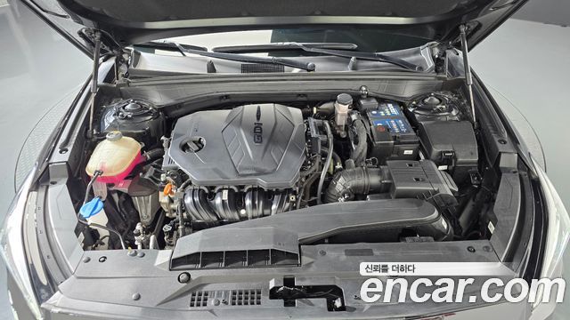 Kia K8 2.5 Gasoline 2WD Noblesse 2022 — фото 6