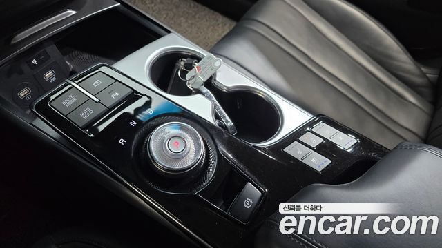 Kia K8 2.5 Gasoline 2WD Noblesse 2022 — фото 9