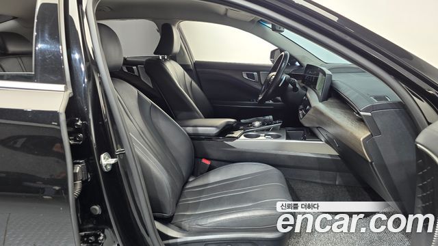 Kia K8 2.5 Gasoline 2WD Noblesse 2022 — фото 32
