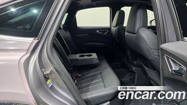 Audi Q4 e-tron (F4) 45 Premium Sportback 2025 — фото 12
