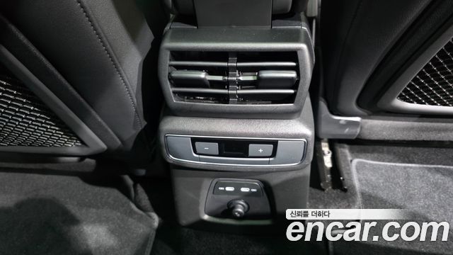 Audi Q4 e-tron (F4) 45 Premium Sportback 2025 — фото 19