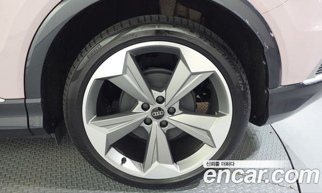 Audi Q4 e-tron (F4) 45 Premium Sportback 2025 — фото 21
