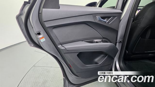Audi Q4 e-tron (F4) 45 Premium Sportback 2025 — фото 25