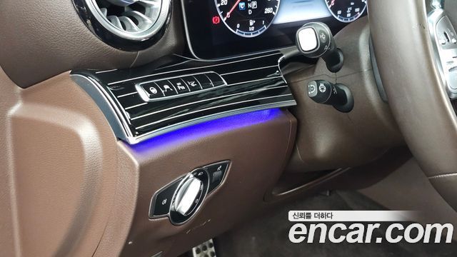 Mercedes-Benz CLS-Class (C257) CLS450 4MATIC AMG Line 2019 — фото 40