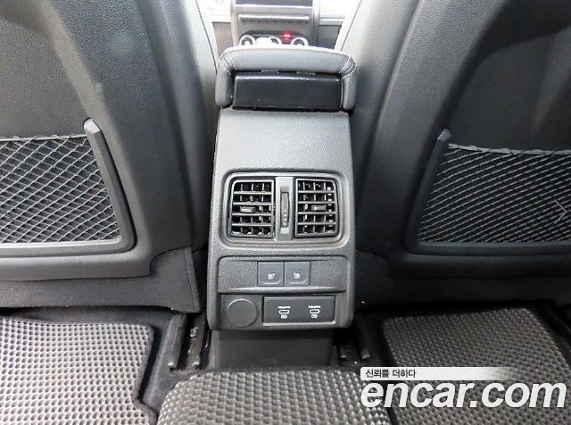 Renault Korea XM3 1.3 TCe RE Inspire 2023 — фото 21