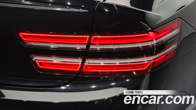 Genesis G80 (RG3) Gasoline 2.5 Turbo 2WD 2022 — фото 23