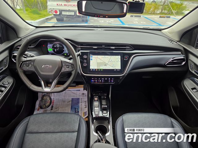 Chevrolet Bolt EUV Premier 2023 — фото 16